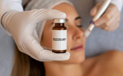 Egzosomy i Biotechnologia w Pielęgnacji Skóry: Rewolucja i Trendy w Medycynie Estetycznej w 2025 roku